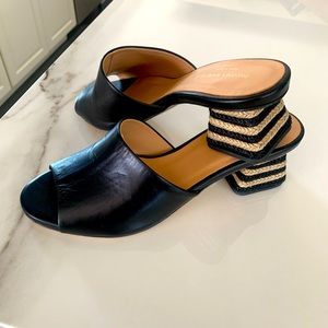 Paloma Barcelo  NIOCOLE Black Leater Mule Sandals size 37 (6.5) NEW